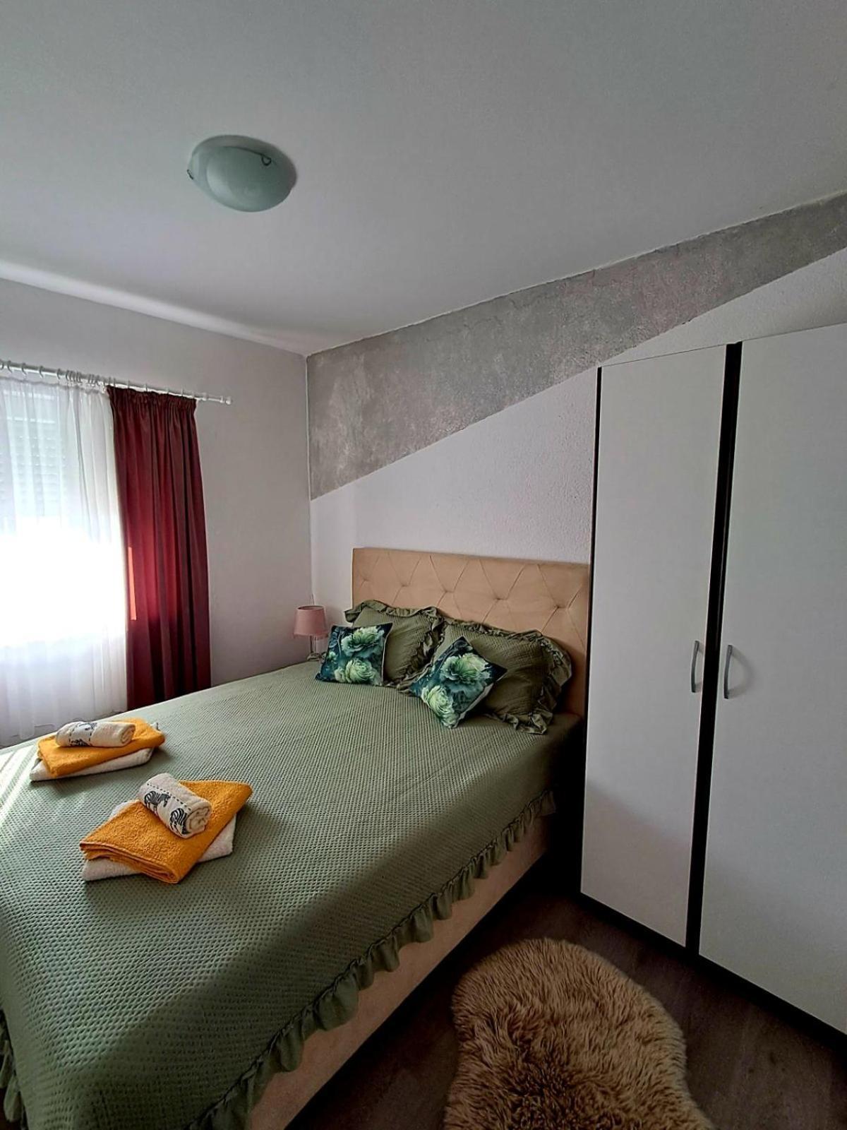 Miroslav Apartment Baska  Bagian luar foto