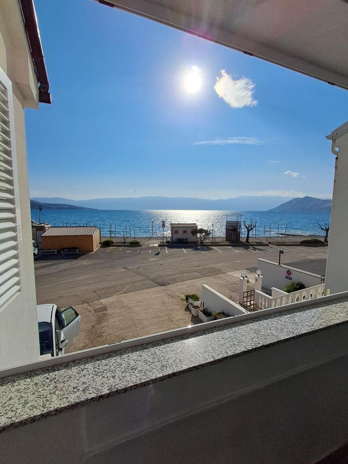 Miroslav Apartment Baska  Bagian luar foto